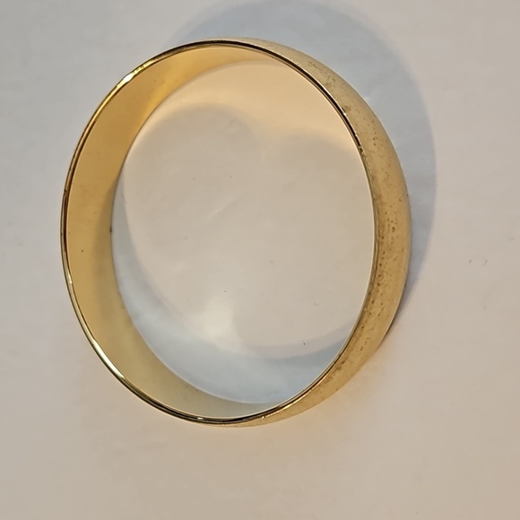 MONET Goldtone 2 1/2"Dia. Bangle Bracelet - Picture 4 of 6